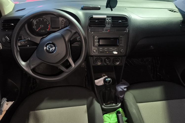 Used Volkswagen Polo 2014 1.4L Manual Fashion Edition