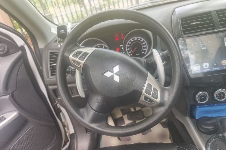 Used Mitsubishi ASX 2015 2.0L CVT Four-Wheel Drive Premium Edition
