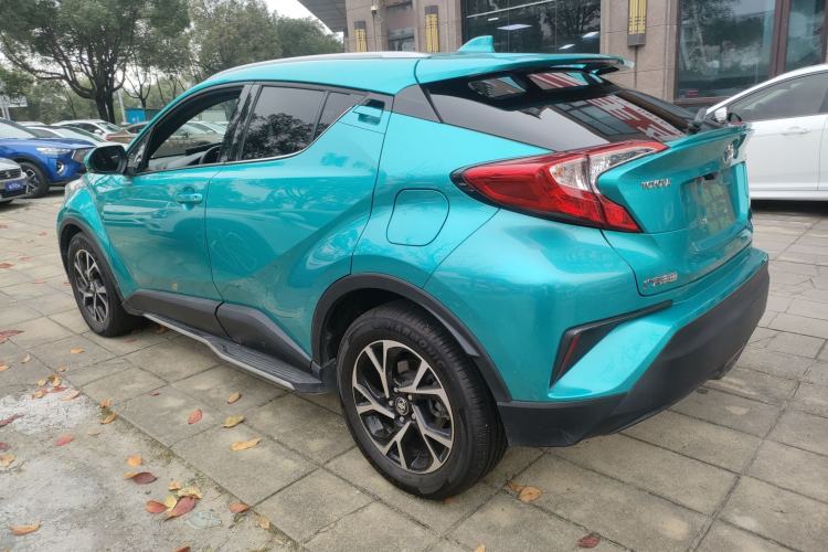 Used Toyota C-HR 2018 2.0L Leading Edition China VI
