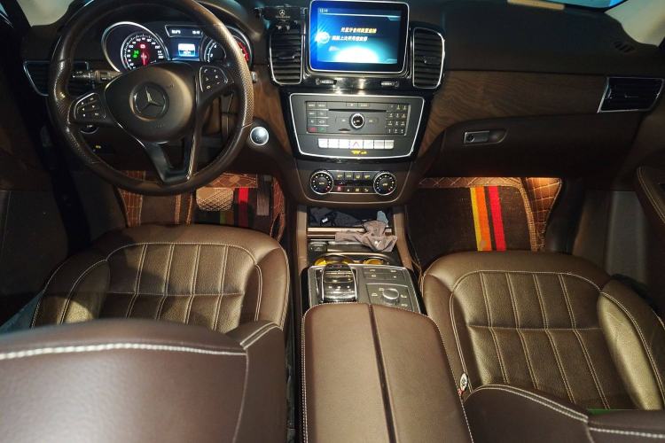 Used Mercedes-Benz GLE 2015 GLE 400 4MATIC Center Console