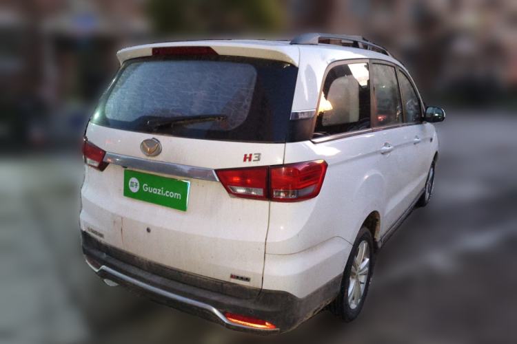 Used HYOSOW H3 2015 1.5L manual luxury version
