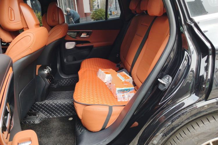 Used Mercedes-Benz GLC 2025 Refreshed GLC 300 L 4MATIC Dynamic Version 5 Seats Left Rear Seat