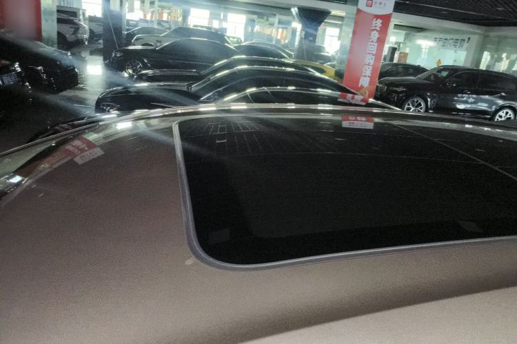 Used Volkswagen Viloran 2020 330TSI Luxury Edition
