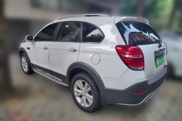 Used Chevrolet Captiva 2017 2.4L 4x4 Flagship Edition 7-Seater Rear Left 45 Deg