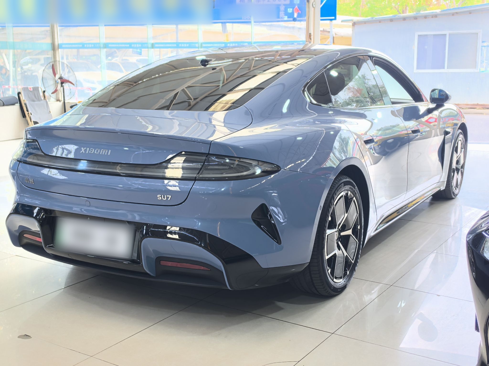Xiaomi Auto SU7 2024 Rear-Drive Ultra-Long Range Advanced Pro-Level Intelligent Driving Version — снимка 15