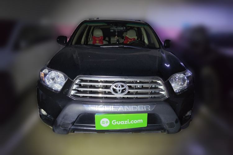 Used Toyota Highlander 2011 2.7L Two-Wheel Drive 7-Seater Luxury Edition Front