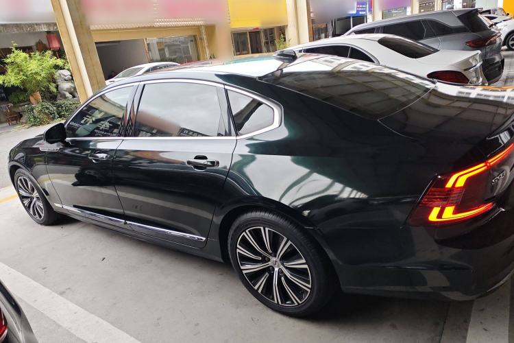 Used Volvo S90 2021 B5 Zhiyuan Luxury Edition
