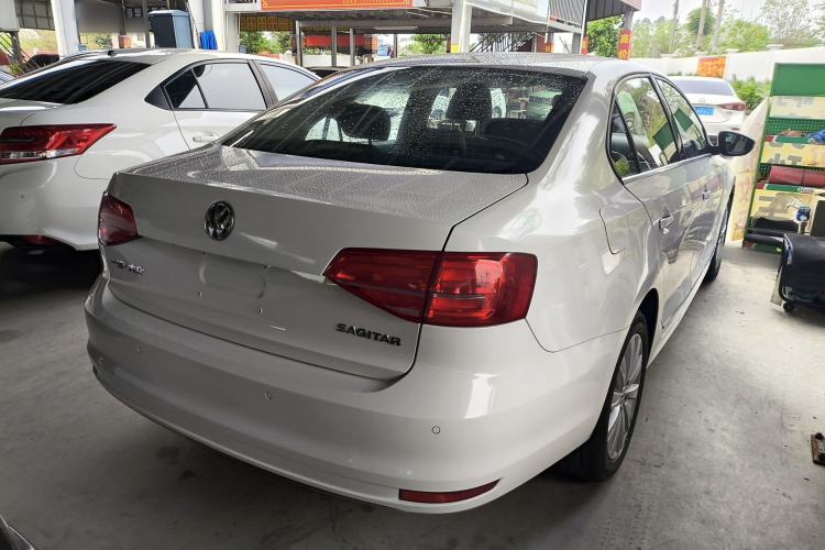 Used Volkswagen Sagitar 2015 1.6L Automatic Comfort Model Exterior 4