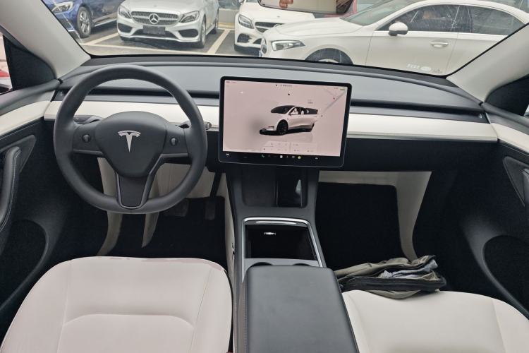 Used Tesla Model Y 2022 Revised Version Rear-Wheel Drive Center Console