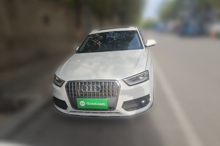 Used Audi Q3 2015 30 TFSI Comfort Model Front