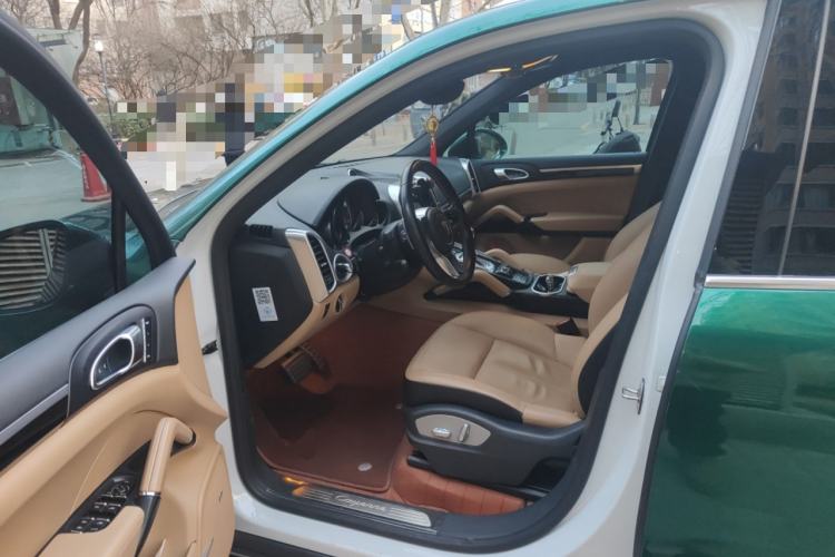 Used Porsche Cayenne 2016 Cayenne Platinum Edition 3.0T
