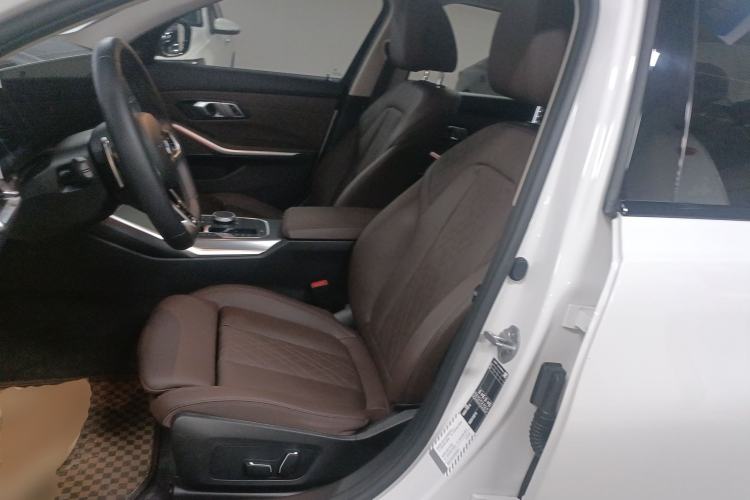 Used BMW 3 Series 2025 330Li M Sport Shadowline Package
