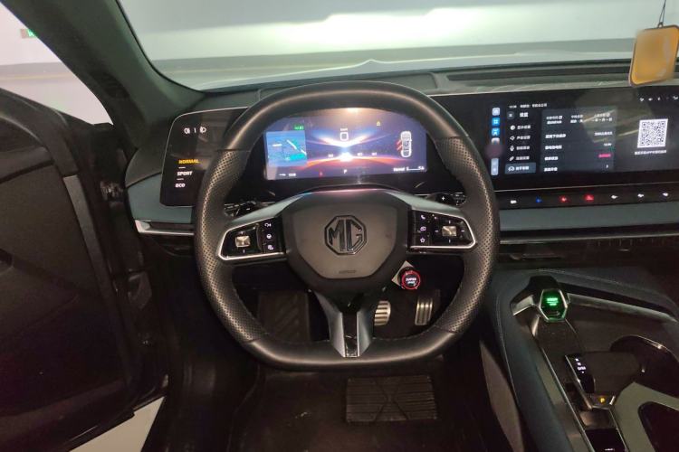 Used MG 7 2023 1.5T DCT Luxurious Supreme Edition
