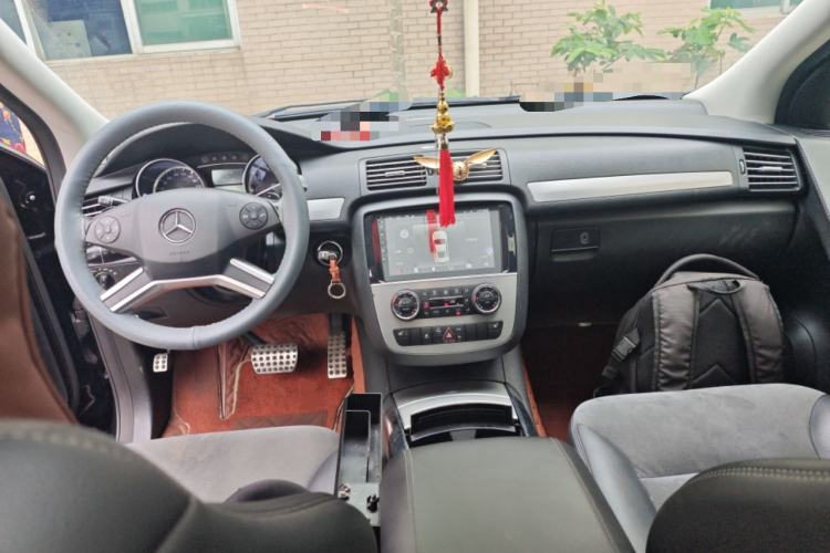 Used Mercedes-Benz R-Class 2014 R 320 4MATIC Business Model
