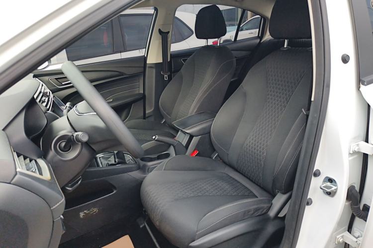 Used Roewe i5 2019 1.5L Manual 4G Connected Langyue Edition Left Front Seat