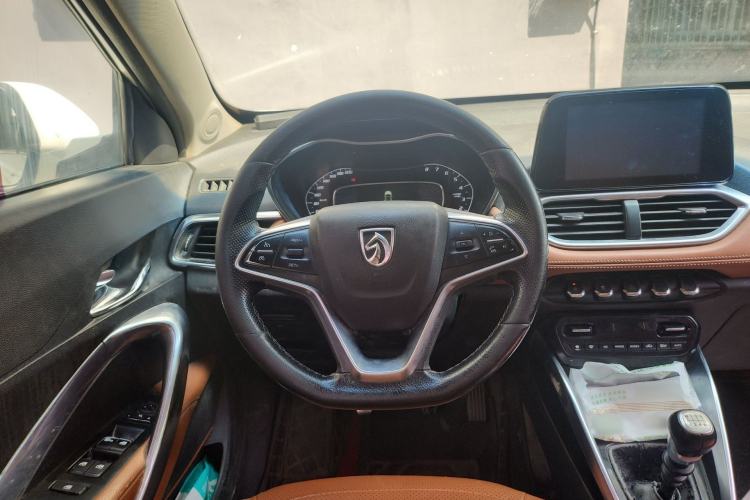 Used Baojun 510 2017 1.5L Manual Luxury Model Steering Wheel