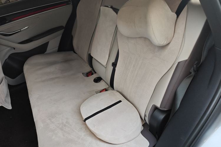 Used BYD Song PLUS New Energy 2025 EV 520km Premium Version Interior 4