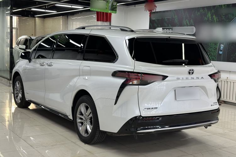 Used Toyota SIENNA 2024 2.5L Hybrid Four-Wheel Drive Prestige Edition