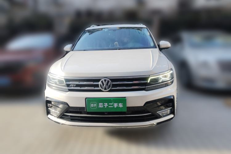Used Volkswagen Tiguan L 2019 330TSI Automatic Two-Wheel Drive R-Line Flagship Model China VI Standard