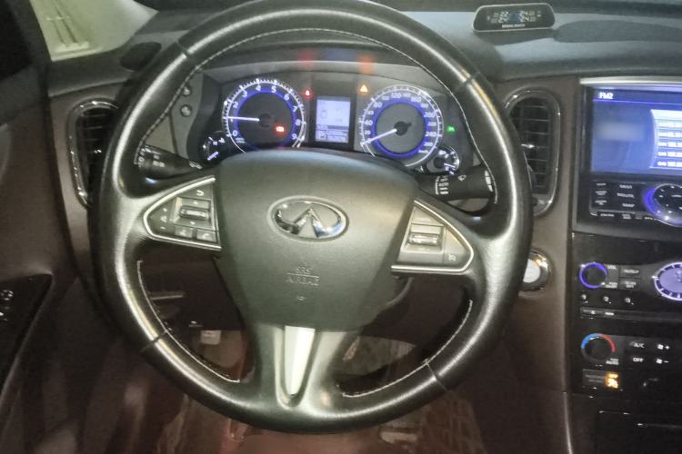 Used Infiniti QX50 2015 2.5L Enjoyment Edition Steering Wheel