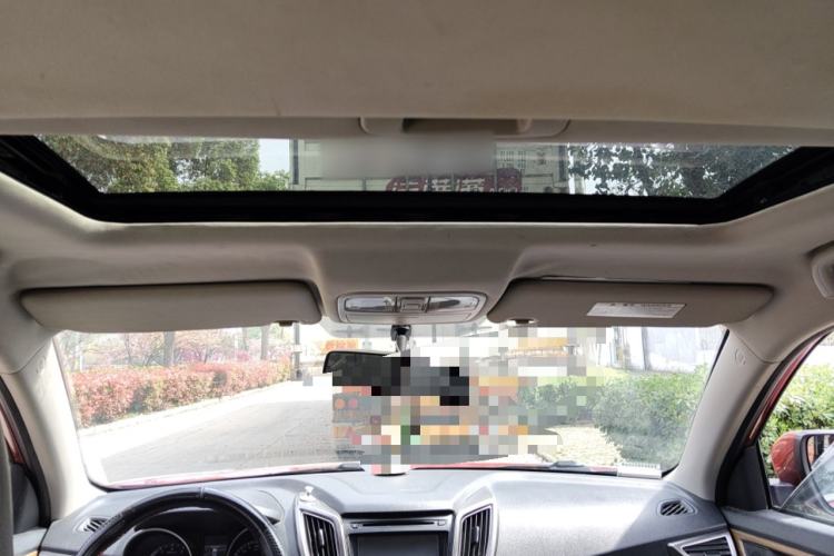 Used CHANGAN CS75 2014 2.0L Manual Leading Version China IV Standard
