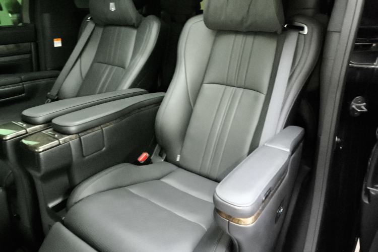 Used Toyota Vellfire 2021 Crown Dual-Engine 2.5L HV Prestige Edition