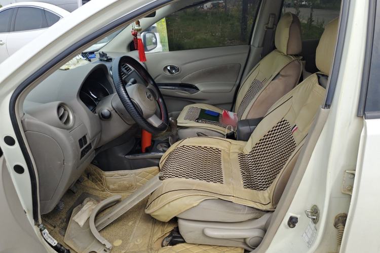 Used Nissan Sunny 2011 1.5XL Manual Deluxe Edition Left Front Seat