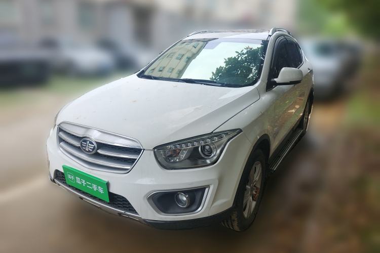 Used Bestune X80 2015 2.0L automatic comfort version
