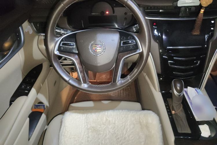 Used Cadillac XTS 2013 28T Comfort Model
