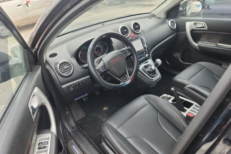 Used Haval H6 2014 Upgraded Model 1.5T Manual Two-Wheel Drive Elite Version