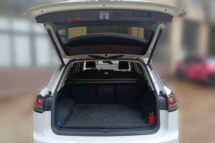 Used Volkswagen Tayron 2023 330TSI Two-Wheel-Drive Luxury Plus Advanced Version
