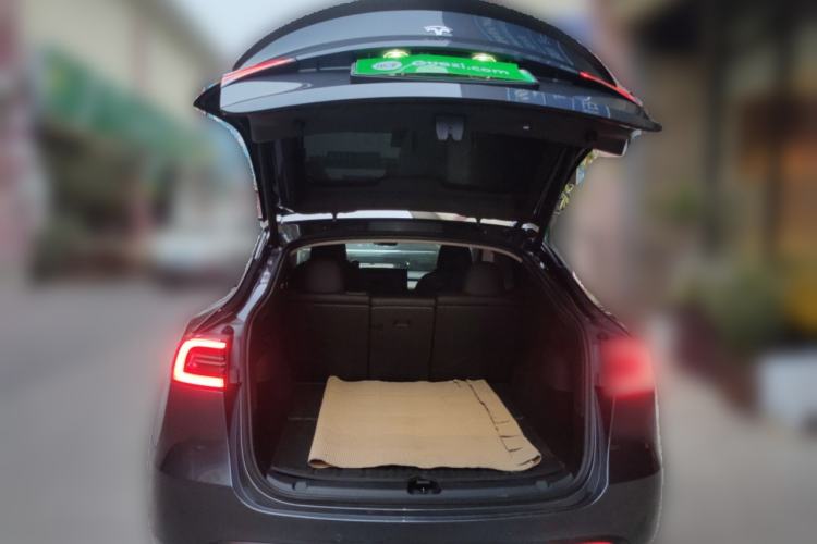 Used Tesla Model Y 2021 Long-Range All-Wheel-Drive Version