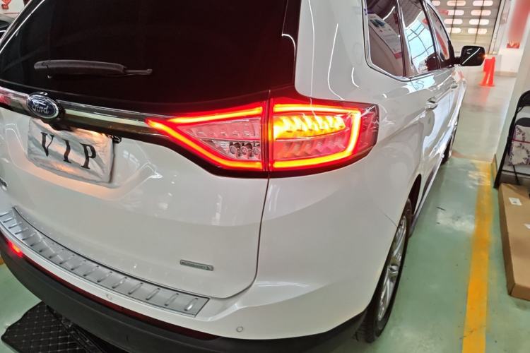 Used Ford Edge 2018 EcoBoost 245 Two-Wheel-Drive Titanium 7-Seater China VI Standard