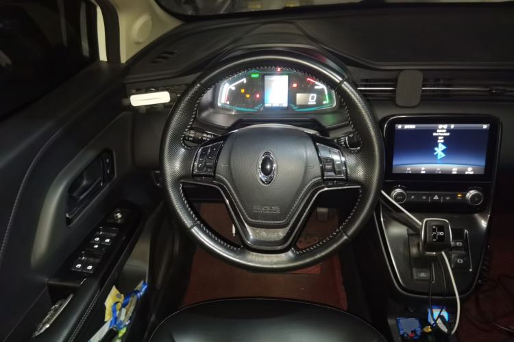 Used ORA iQ 2018 High-Range Version Smart Connectivity Model
