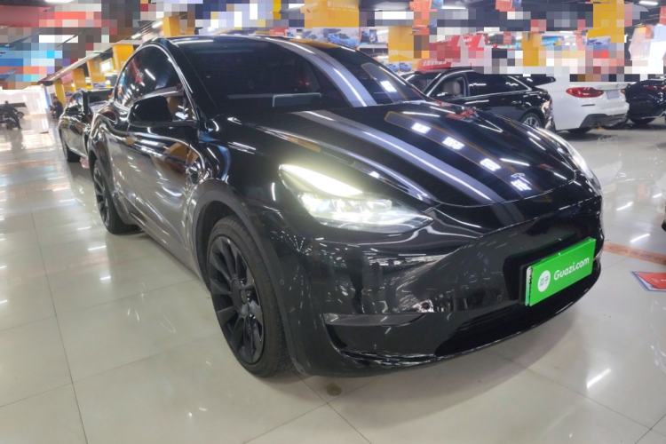 Used Tesla Model Y 2023 Long-Range All-Wheel-Drive Version
