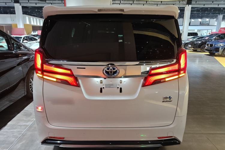 Used Toyota Alphard 2021 Dual-Motor 2.5L Premium Edition

