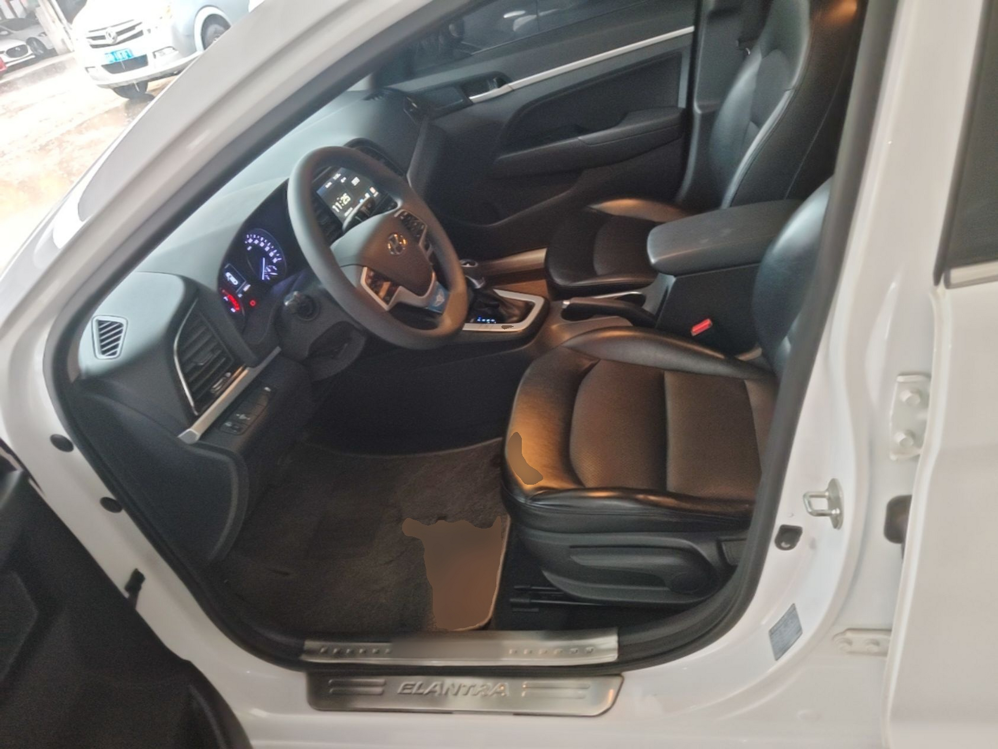 Interior delantero