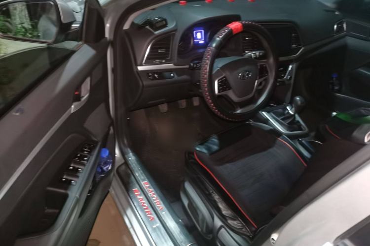 Used Hyundai Elantra (6th Generation / Lingdong) 2016 1.6L Manual ZhiXuan · Dynamic Model