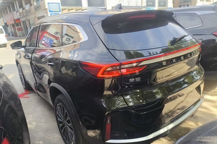 Used EXEED Lingyun 2025 300T Two-Wheel Drive Starry Edition
