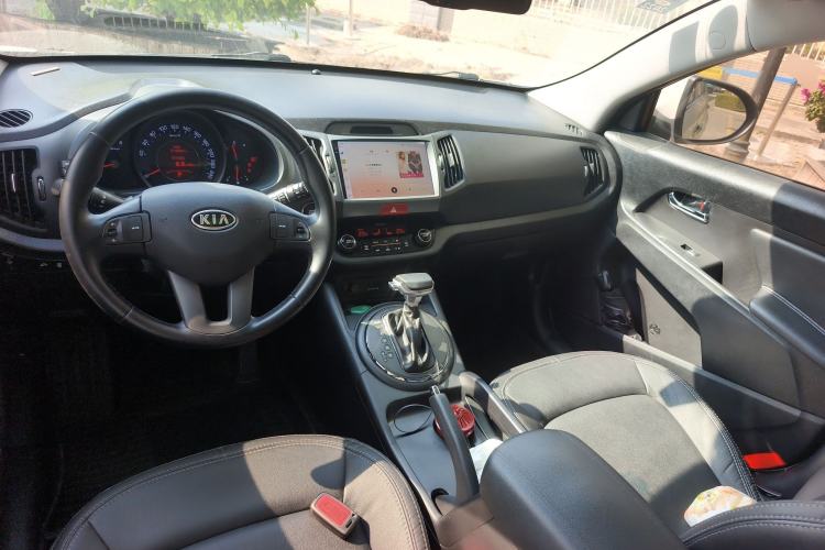 Used Kia Sportage R 2011 2.0L Automatic Two-Wheel Drive Premium Edition
