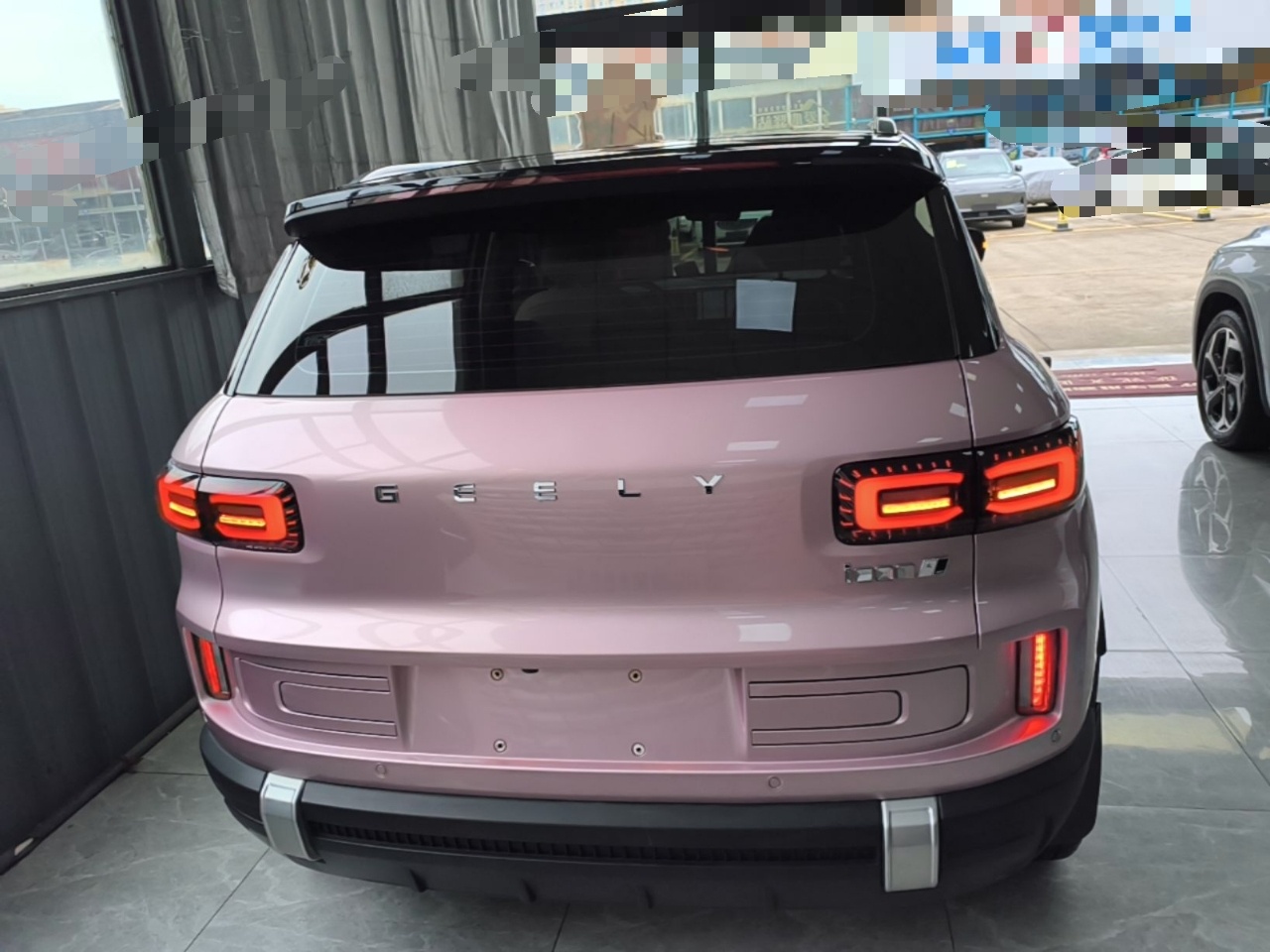 Geely Auto icon 2023 1.5TD Chocolate Smoothie Edition — снимка 5