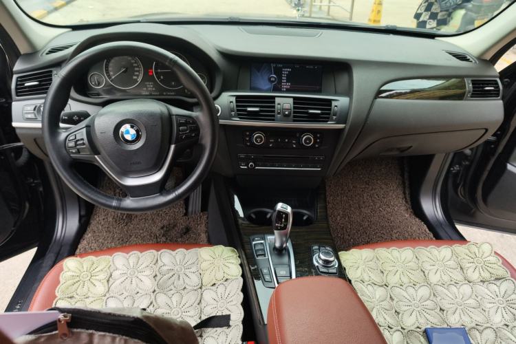 Used BMW X3 2011 xDrive28i Luxury Model