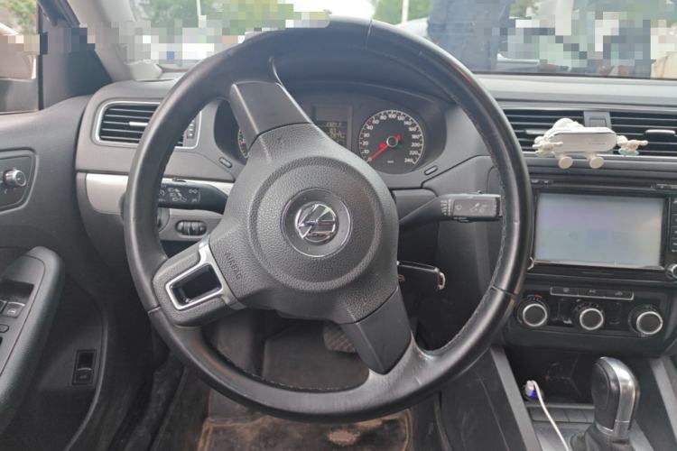 Used Volkswagen Sagitar 2014 Revised Version 1.6L Automatic Leading Edition
