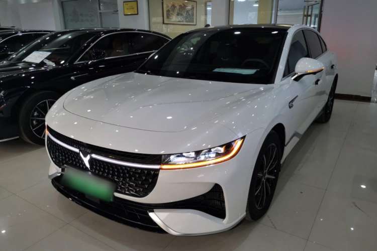 Used VOYAH PASSION 2024 PHEV Four-Wheel Drive Ultra-Long Range Executive Edition