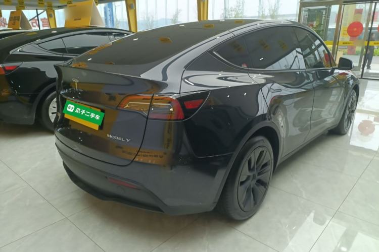 Used Tesla Model Y 2024 Rear-Wheel-Drive Version Rear Right 45 Deg