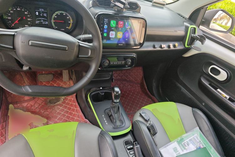 Used Roewe Clever 2020 Urban Style Edition Center Console