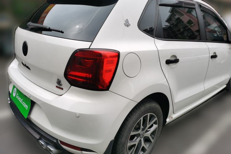 Used Volkswagen Polo 2016 1.4L Automatic Trendy Model Rear Right 45 Deg