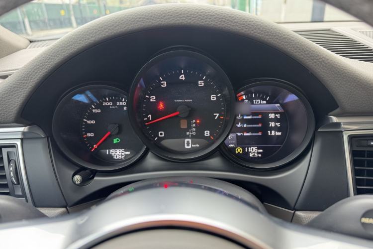 Used Porsche Macan 2017 Macan 2.0T