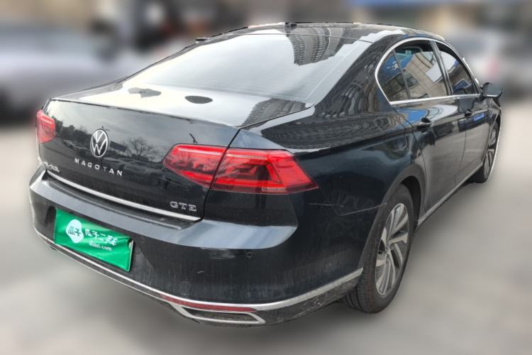 Used Volkswagen Magotan GTE Plug-in Hybrid 2022 GTE Luxury Model Rear Right 45 Deg