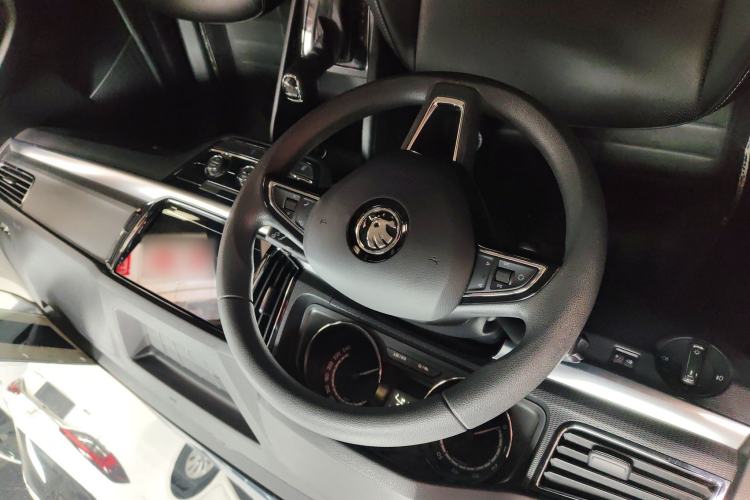 Used Skoda Kamiq 2022 1.5L Automatic Comfort Edition Steering Wheel